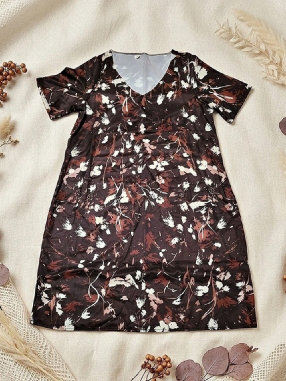 Floral Night Gown. Vintage. Size XL. Never Even Worn !